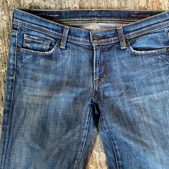 Citizens of Humanity Classic Blue Women's Jeans - size 28 - low waist flare - Picture 2 of 9